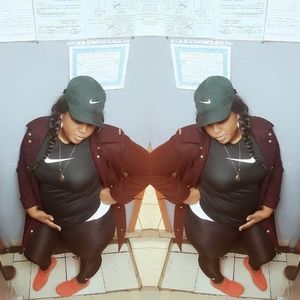 Meet your Posher, Rhonda